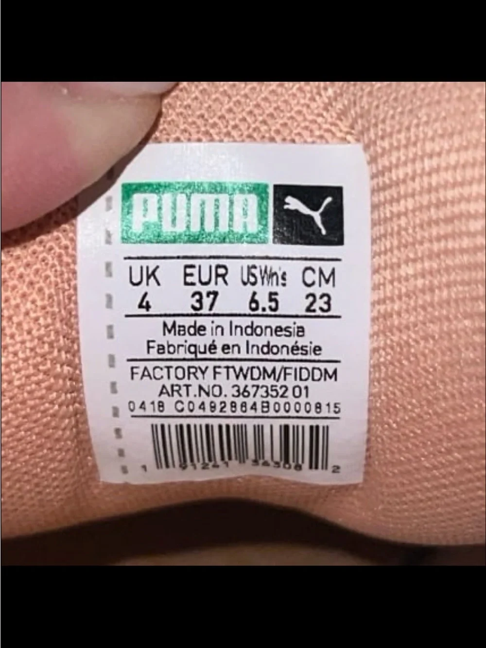 PUMA SUEDE CLASSIC X GOLD CHAIN SNEAKERS IN DUSTY CORAL/PUMA GOLD COLOR//SZ 6.5